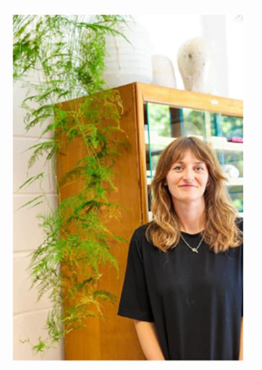 Portrait of London makeup artist Victoria Poland